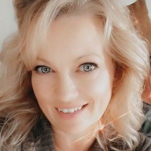 Meet your Posher, Carlette